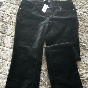 Black velvet slim leg pants 6R